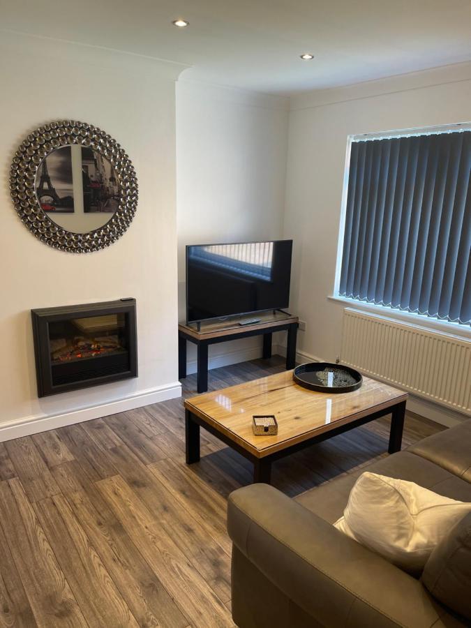Palm House Apartment Widnes Exterior photo